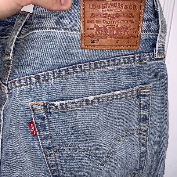 Levi’s 501 light wash Denim Shorts size27 - Picture 4 of 4